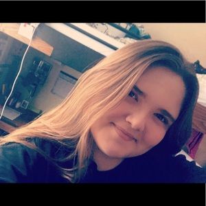 Meet your Posher, Tori